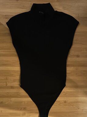Zara black body w/ cap sleeves - size S